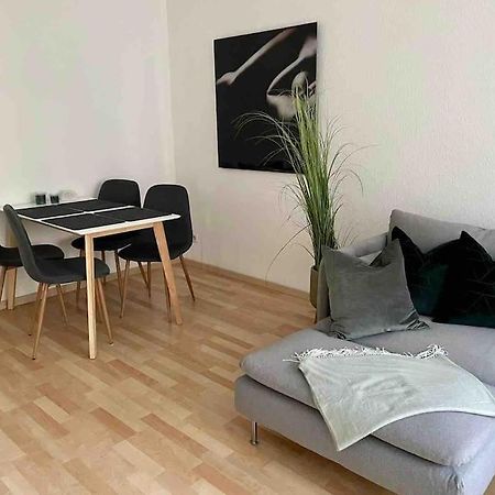 Ein Gemuetlicher Platz Im Gruenderzeitviertel Chemnitz Bagian luar foto